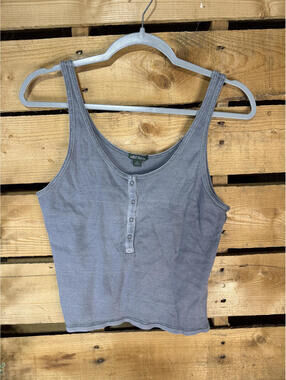 Wild Fable henley cropped ribbed tank top